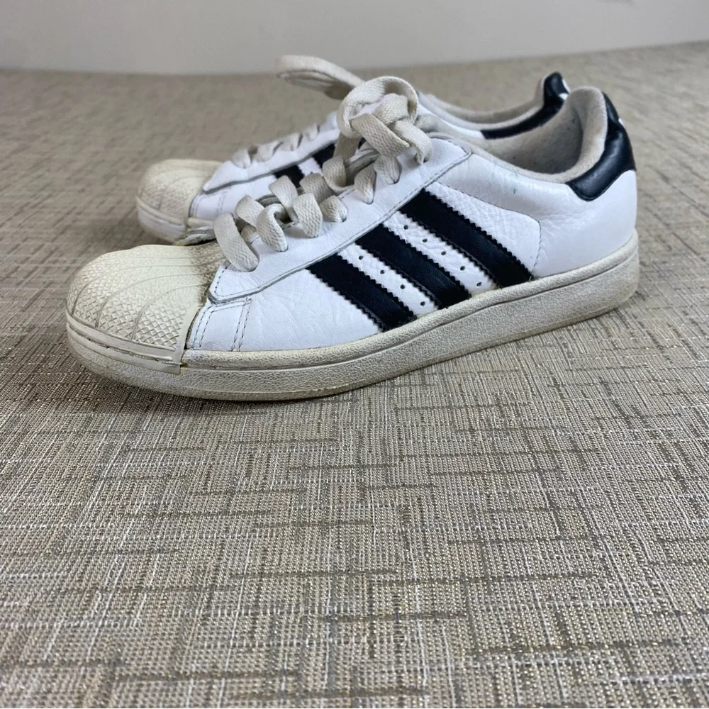 Adidas Vintage Youth Superstar Clamshell White Black Stripes Leather Sneaker Sz4